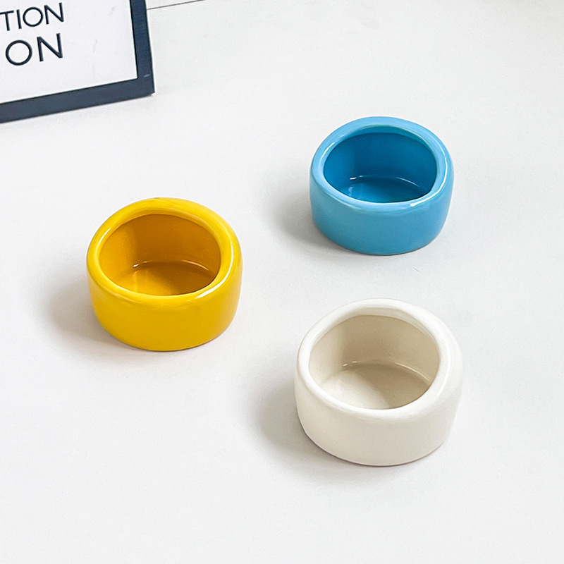 Minimalist Style Splash-Proof Ceramic Hamster Feeder Set Creamy Yellow Food Bowl Water Dish 6.3*6*4cm